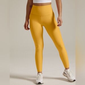 Beyond Yoga Midi Leggings Yellow Large